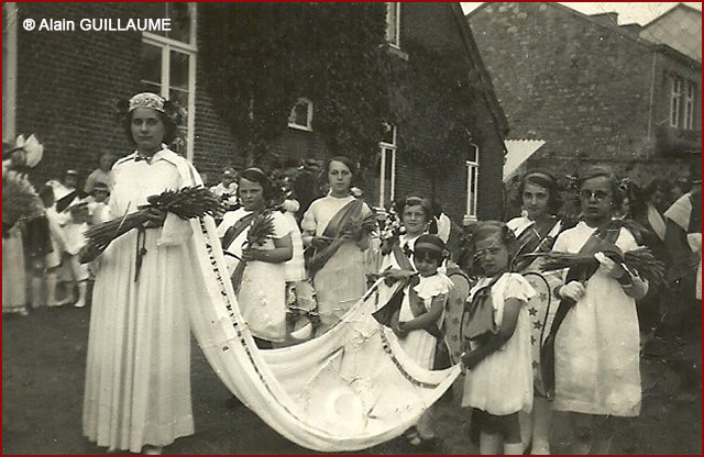 ST-SACREMENT 45-46 1 640