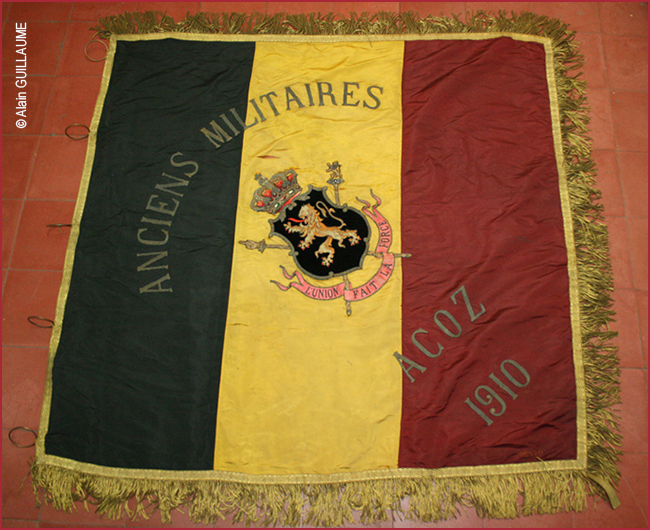 Drapeau-anc-mili-1910 650